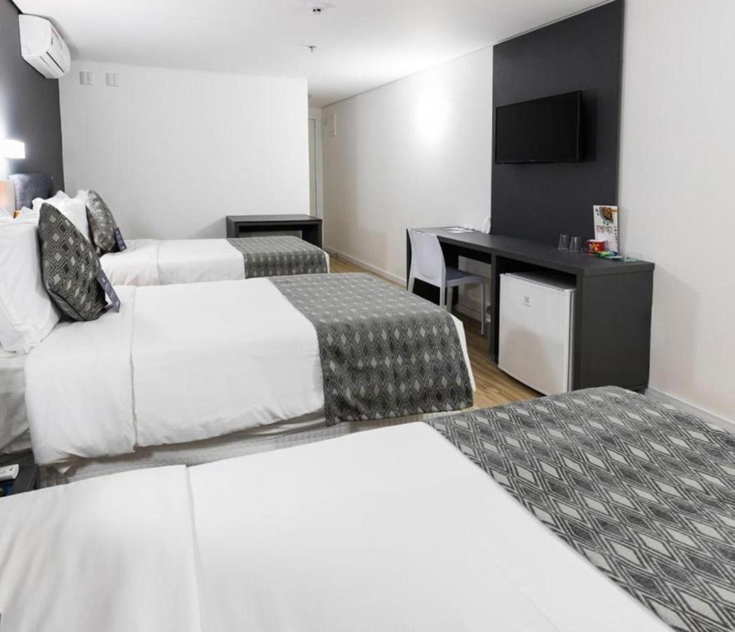 Hotel Sibara Spa & Convencoes Balneário Camboriú الغرفة الصورة